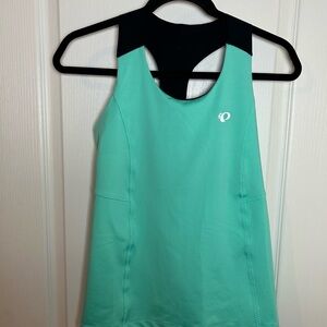 Pearl Izumi Elite Escape Tank Size Small Green adjustable, inside bra support